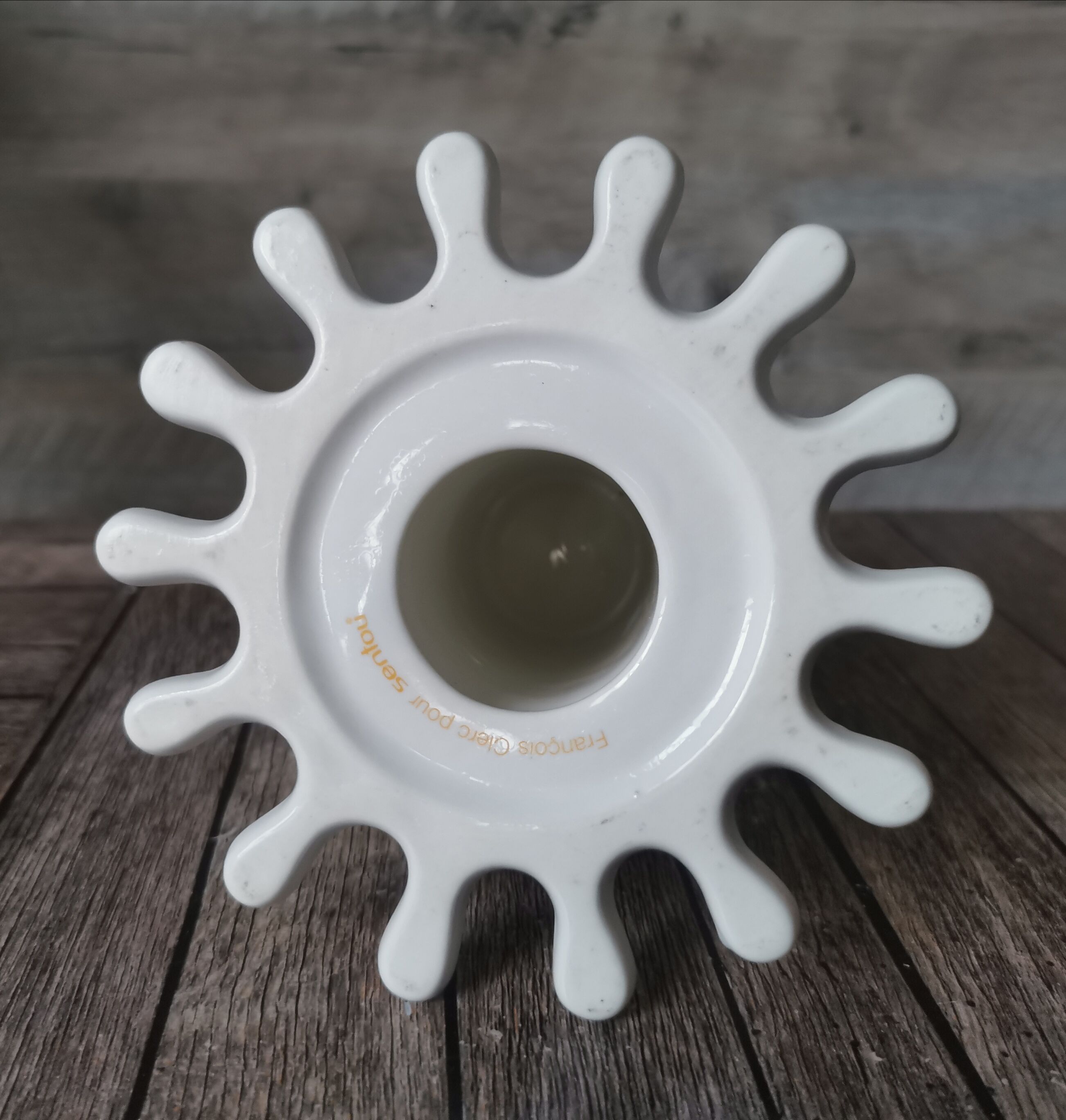 Design candle holder for sentou