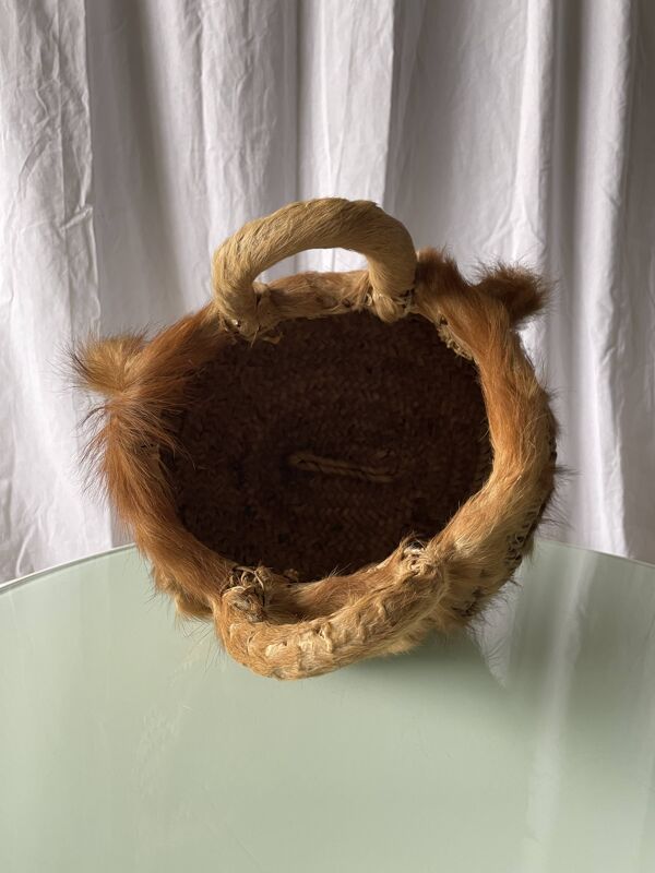 Panier à anses tressé artisanal ancien en fibres naturelles