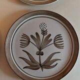 6 assiettes plates vintage en grès série de six marquées Longchamp