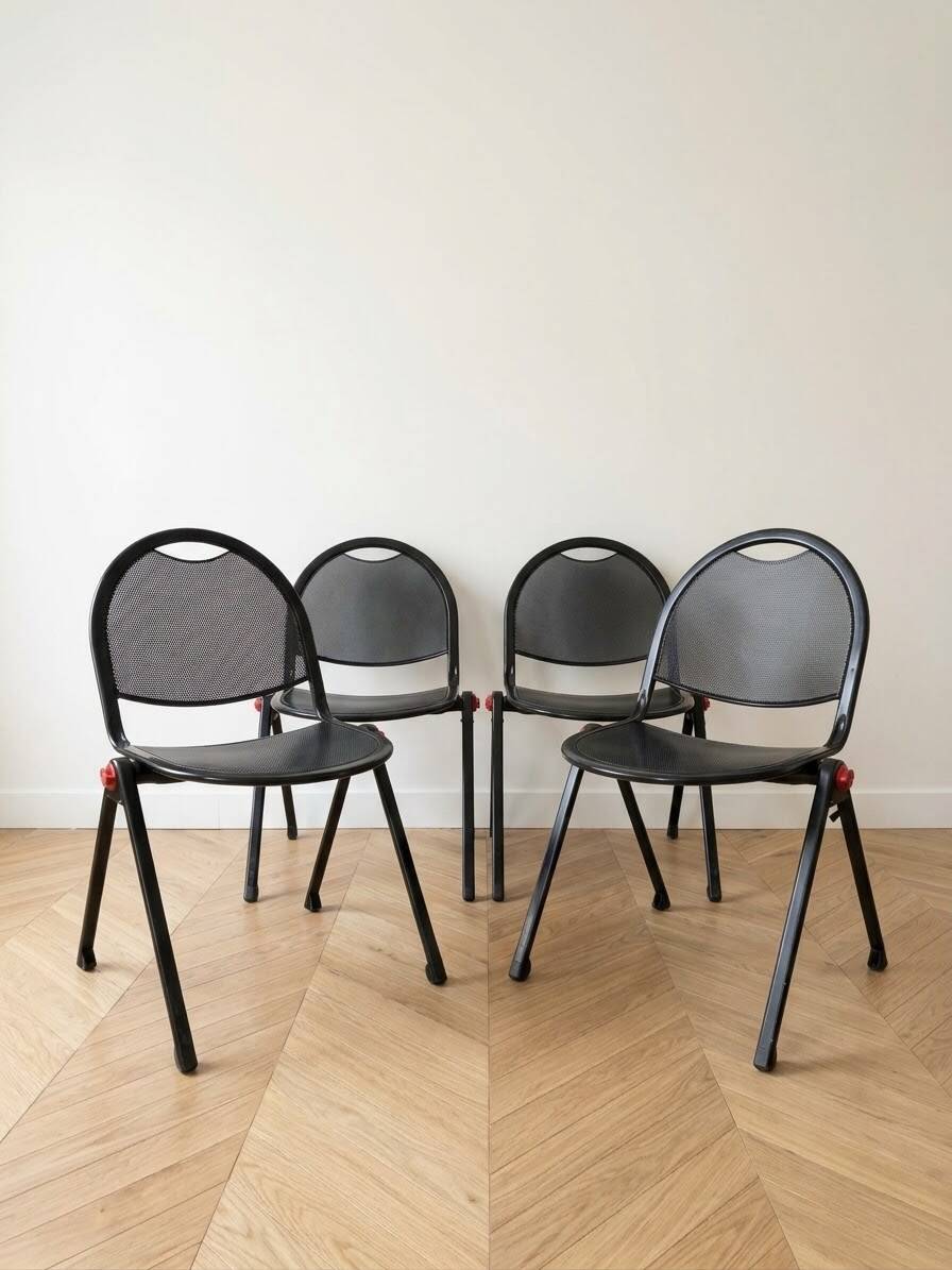 Set of 4 industrial design chairs in black steel
