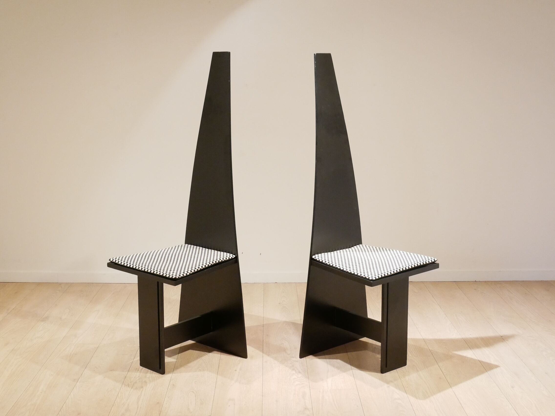 Set of 2 x chairs of corridor modernists Plywood lacquered, 1930 s