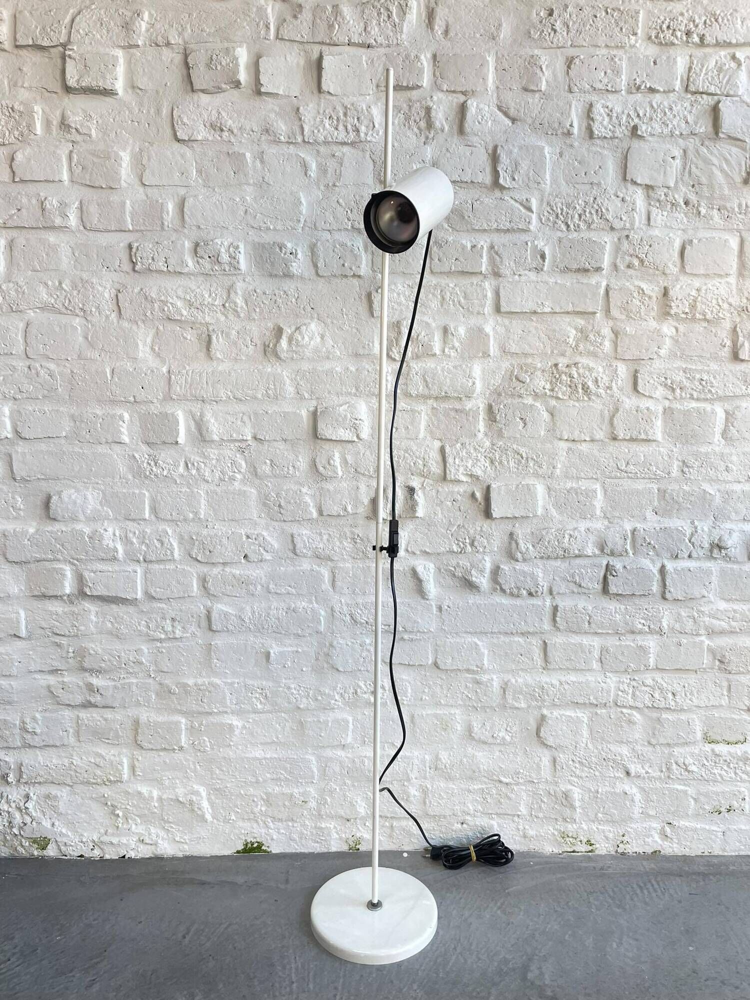 Floor lamp with a vintage tubular spot from the 70s/80s
