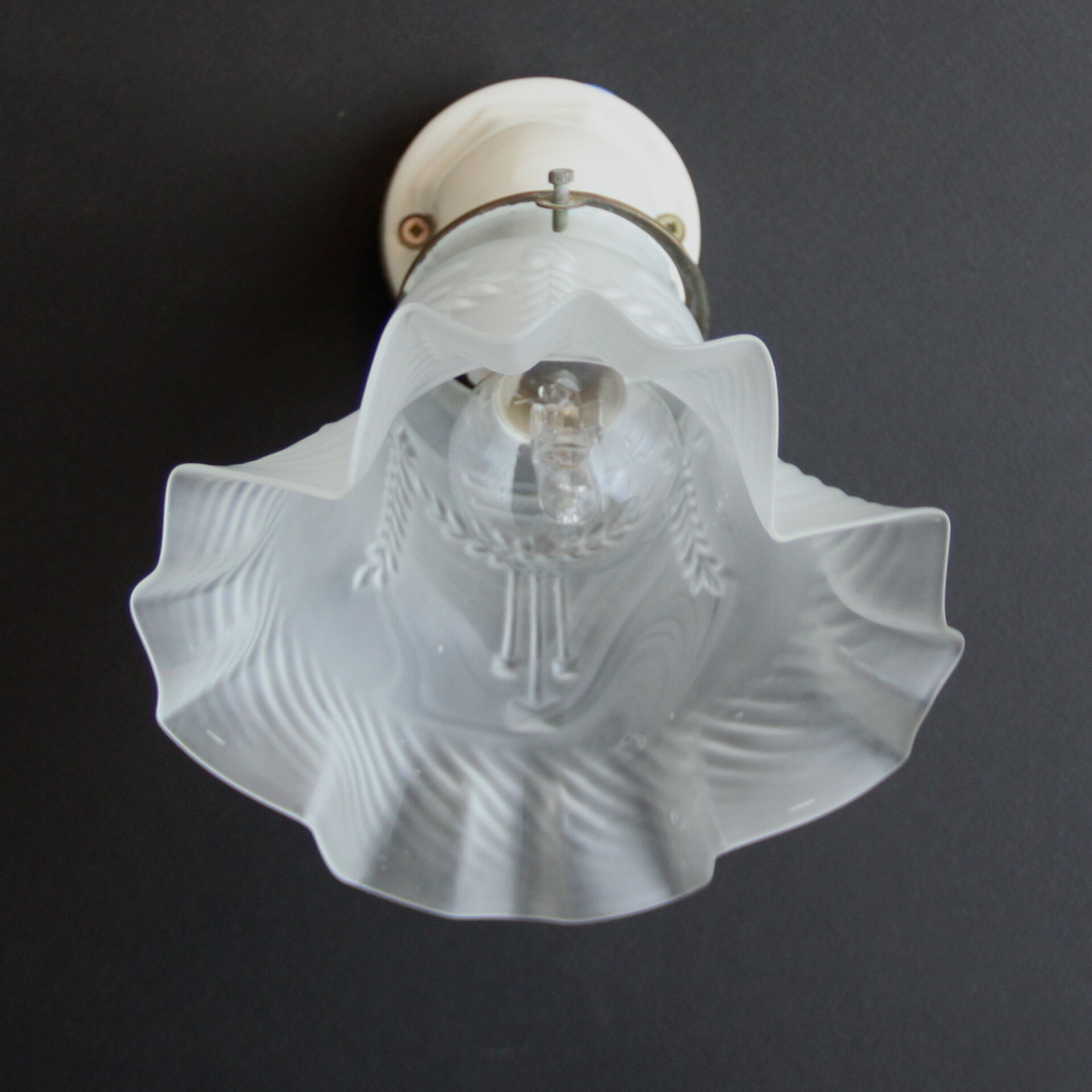 Wall light old wall peg ceramic porcelain, Tulip glass