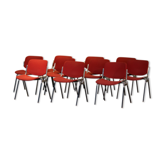 Lot de dix chaises Piretti pour maison d’édition Castelli
