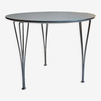 Table par Arne Jacobsen & Bruno Mathsson pour Fritz Hansen, 60s