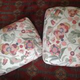 Pair of down poufs fabric of Lelièvre