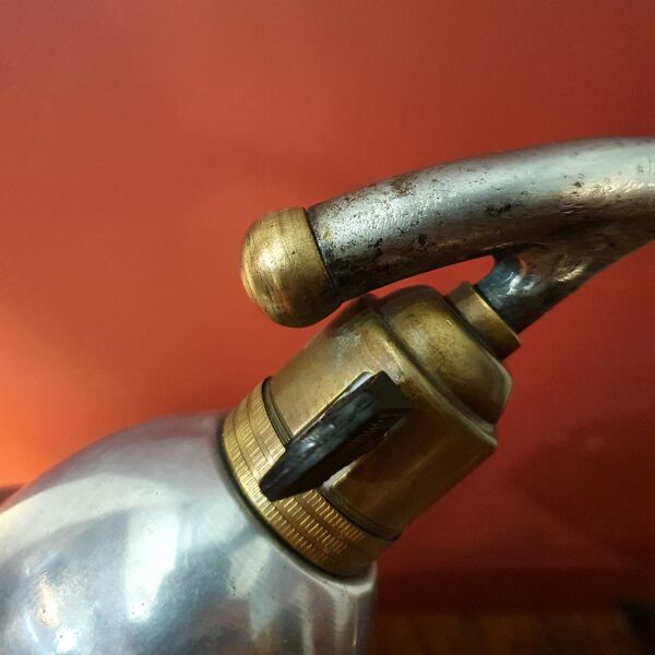 Lampe de bureau moderniste - métal patiné - ca 1950