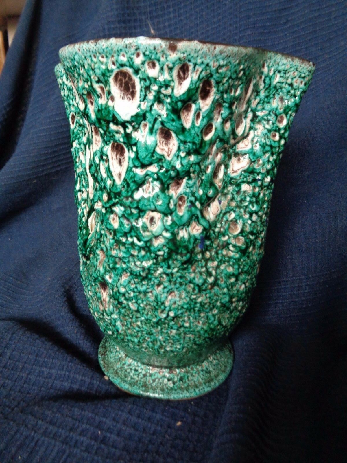 Emerald green lava vase in vintage ceramics