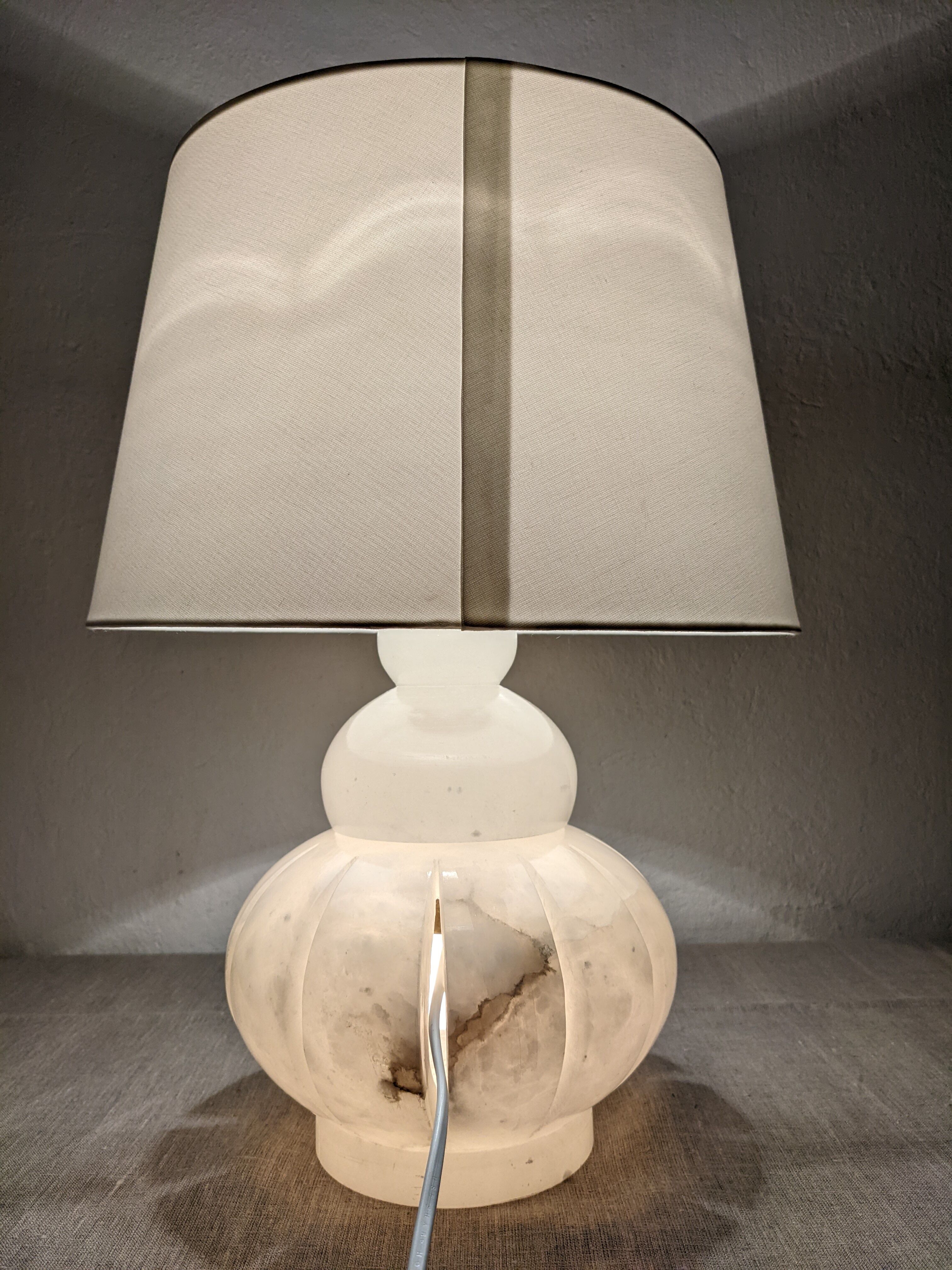 Alabaster ball lamp from the 60s/70s
