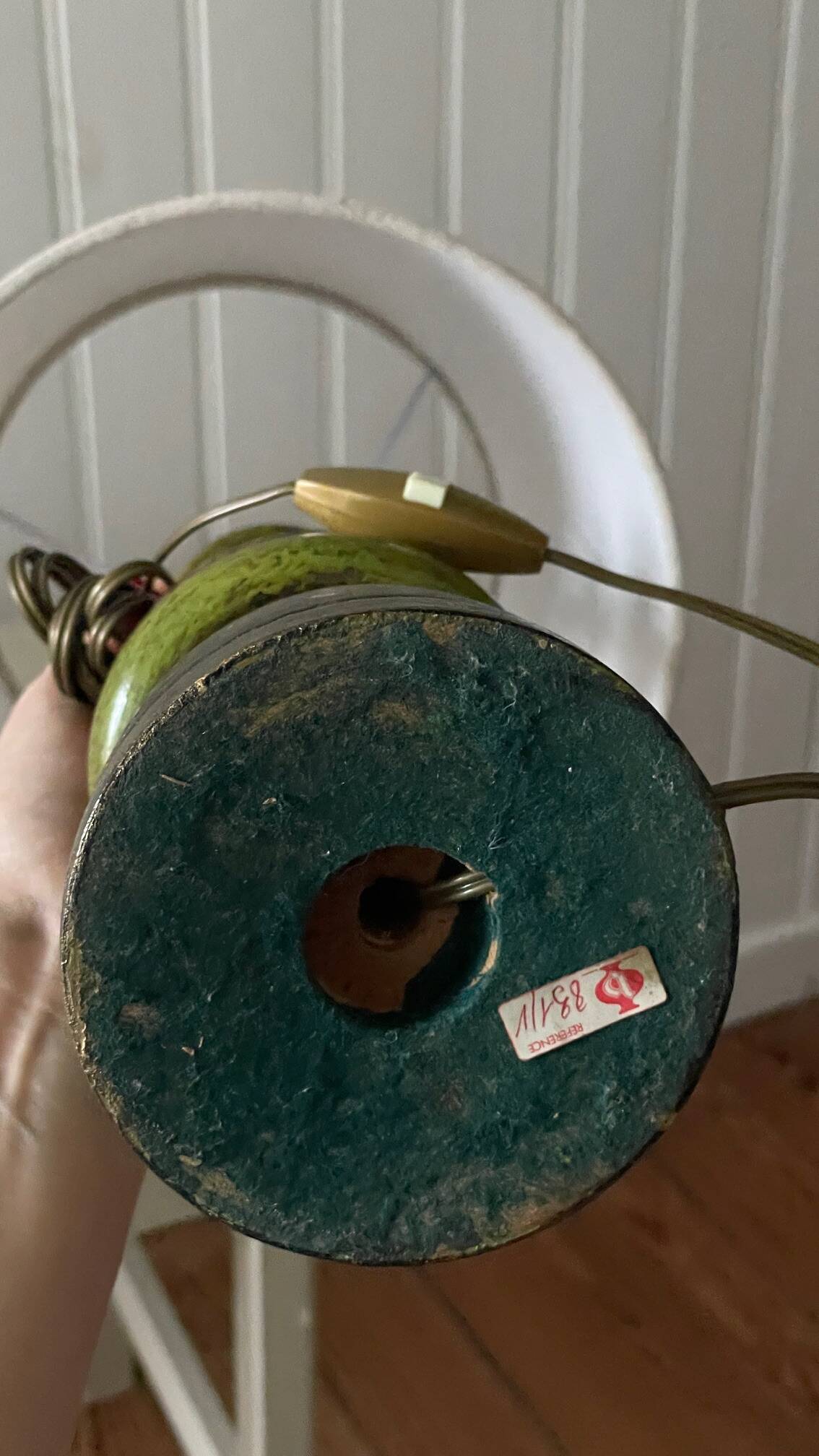 Vintage lamp in turned wood chic gold