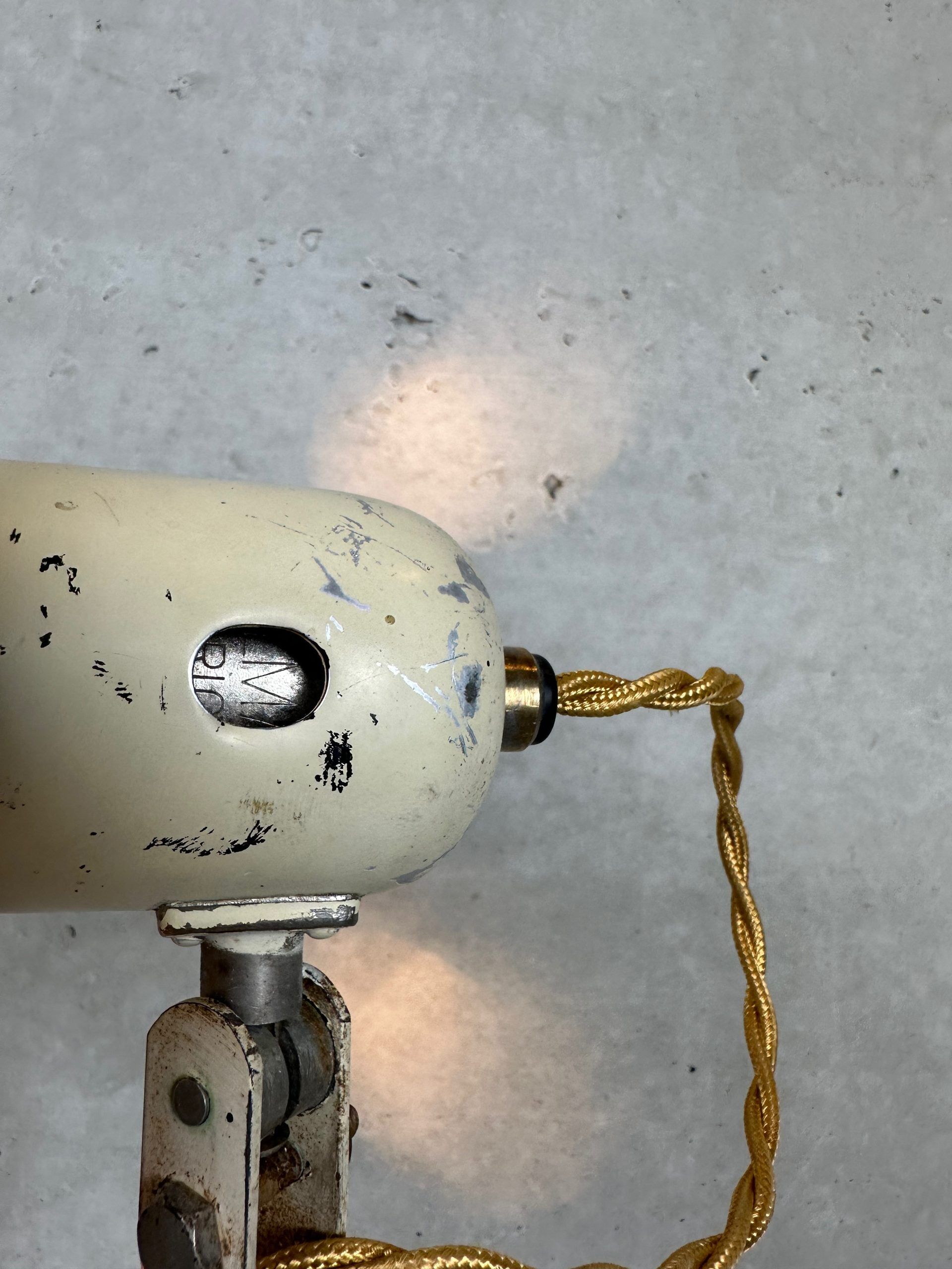 Belmag industrial scissor lamp