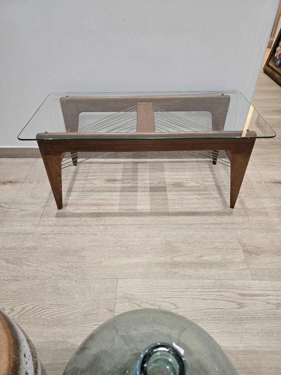 Table basse vintage en bois et verre – Design scandinave 50’s