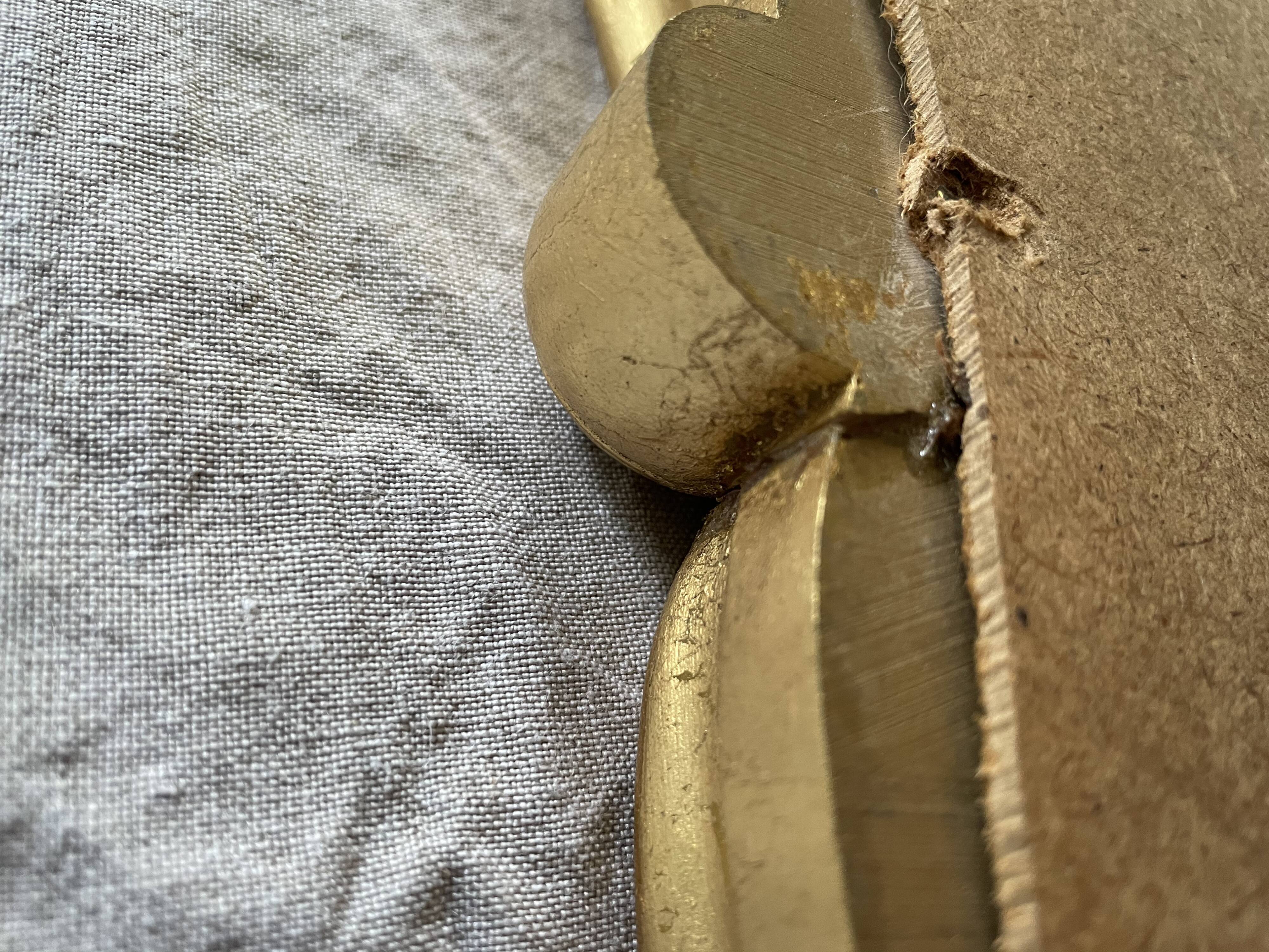 Golden resin rock mirror  42x68cm