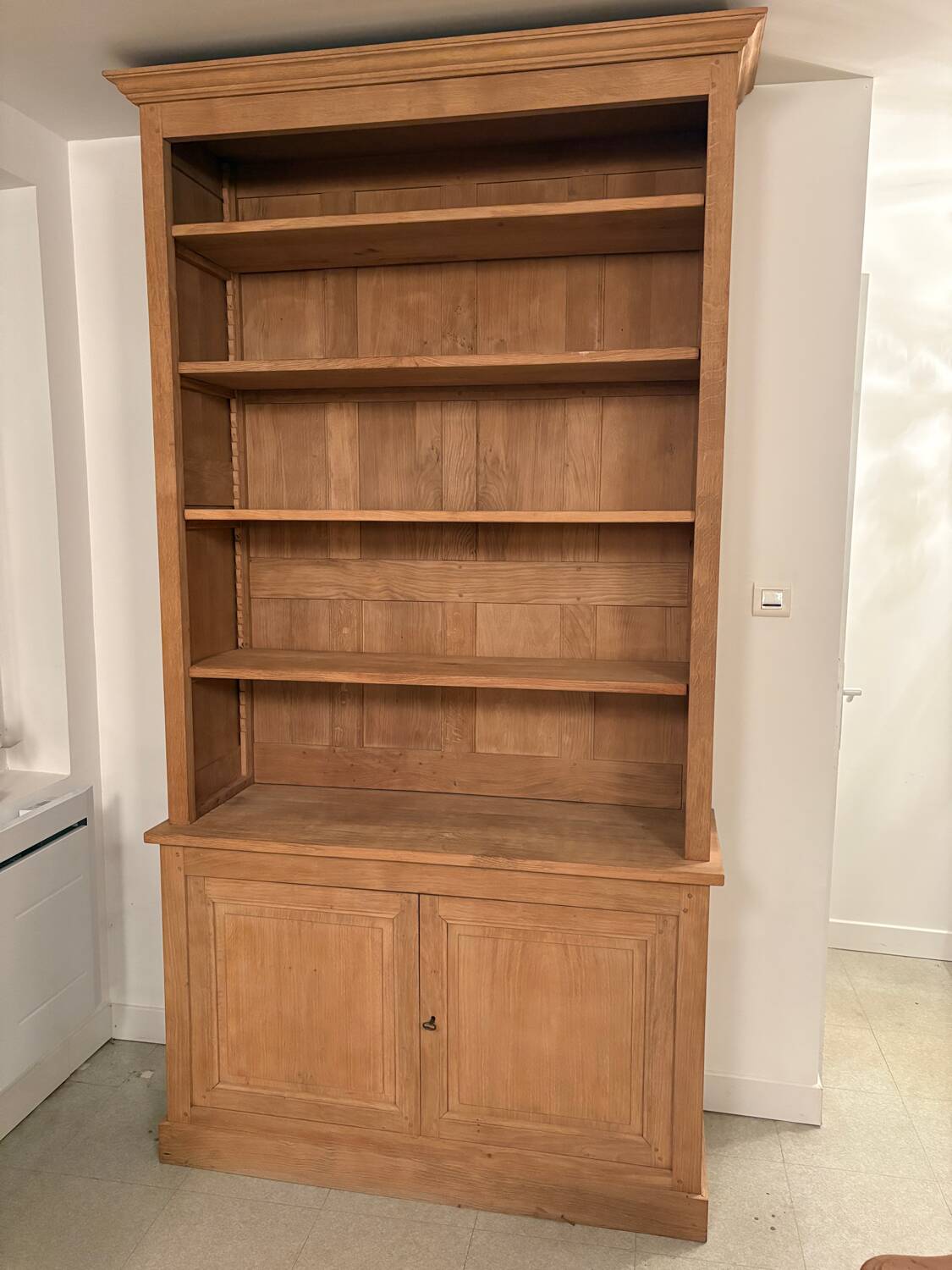 Solid oak library sandblasted