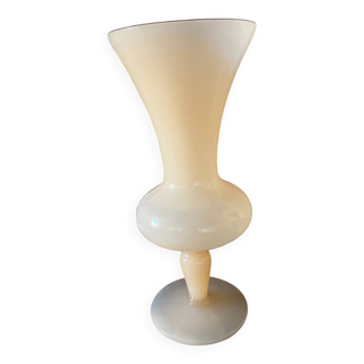 Vase opaline