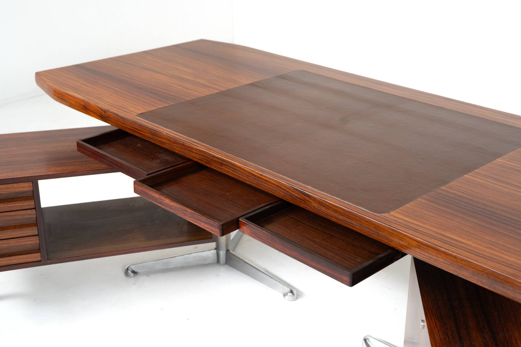 Executive Desk by Osvaldo Borsani for Tecno, Italy, 1960s
