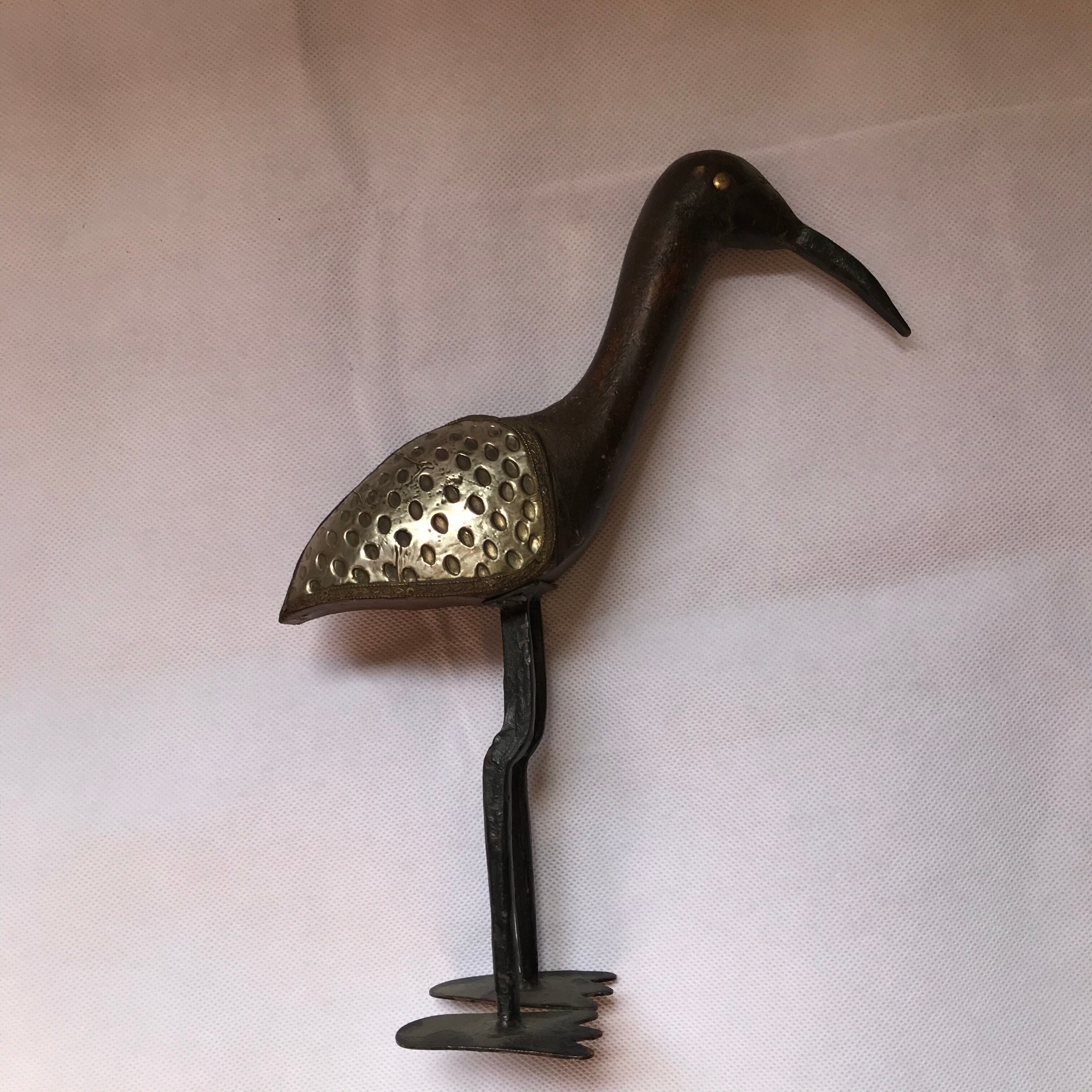 Bird statuette