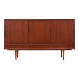Buffet haut en teck, design danois, années 1960, production : Danemark