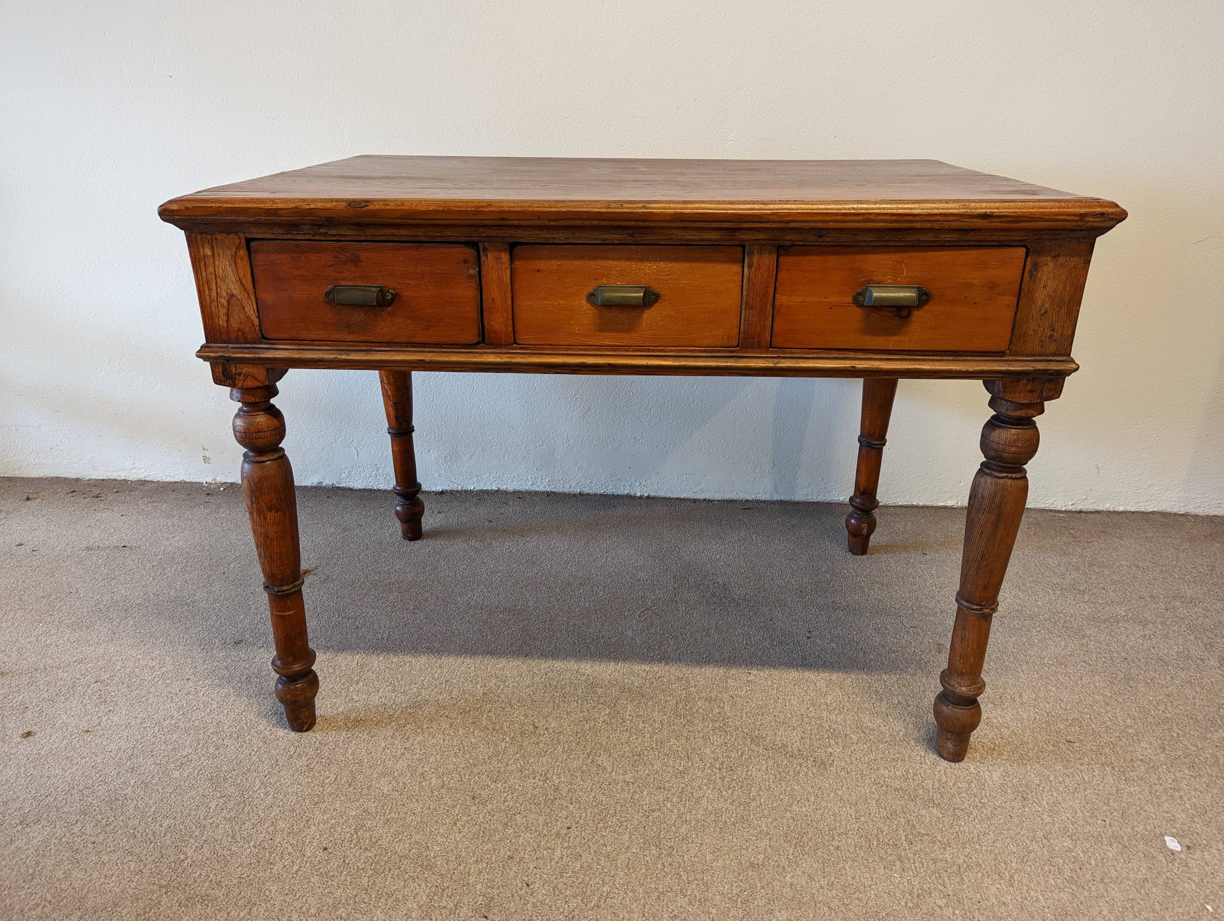 Early 20th century pine desk table