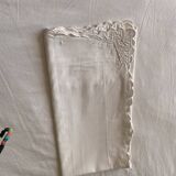 Taie with embroidery