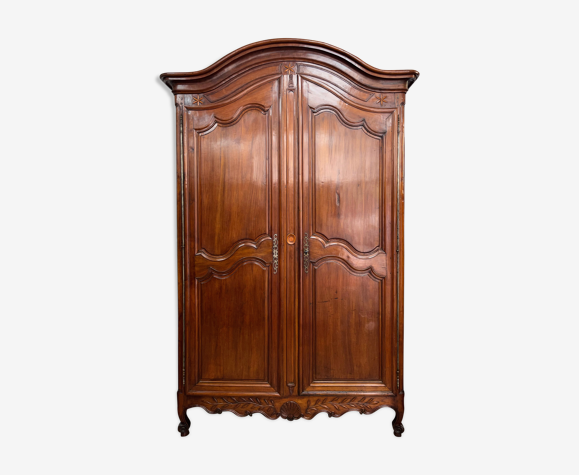 Armoire Louis XV en merisier du début du 19 siecle daté 1802