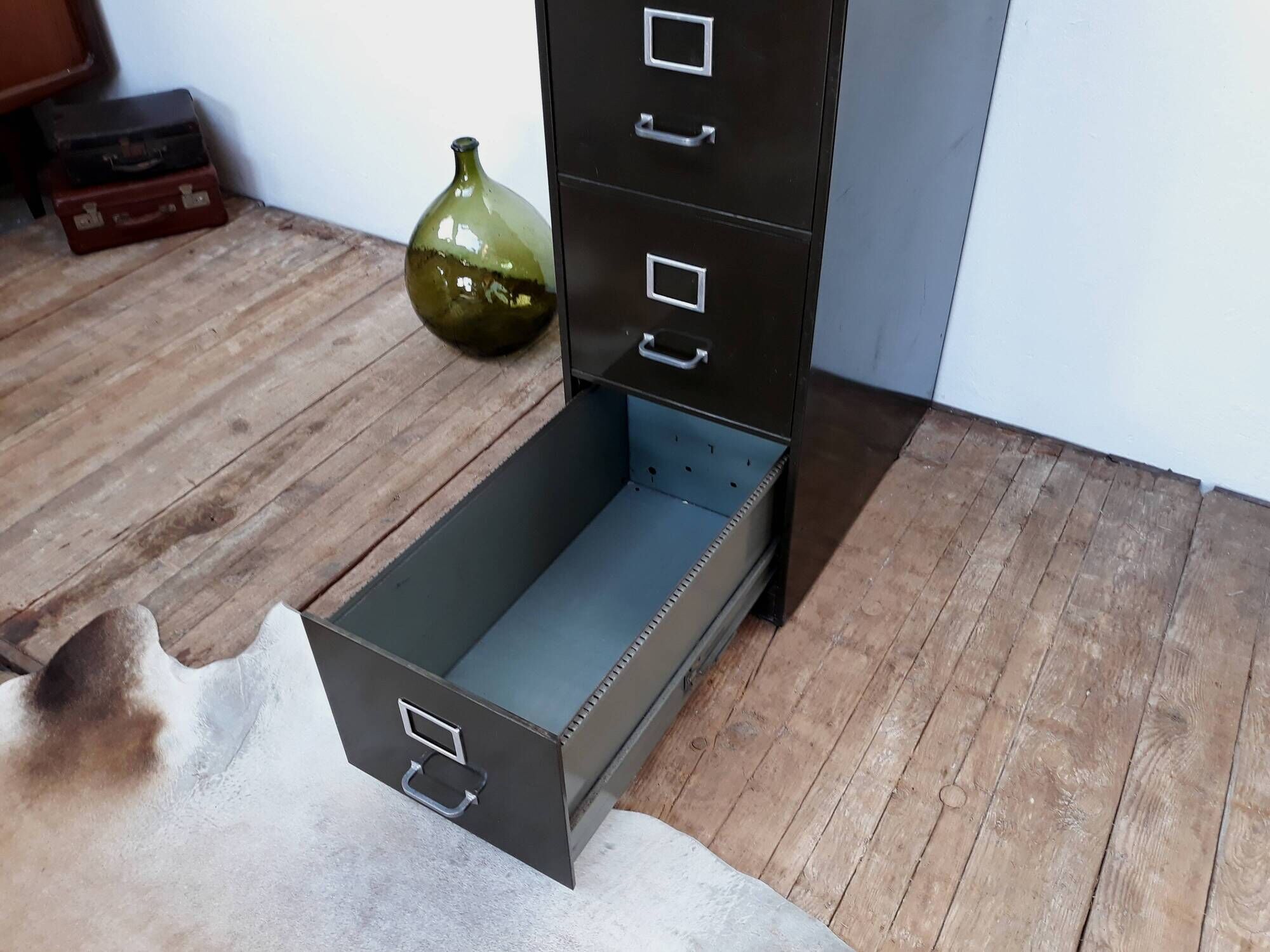 Industrial furniture metal drawers YAC 1950 vintage