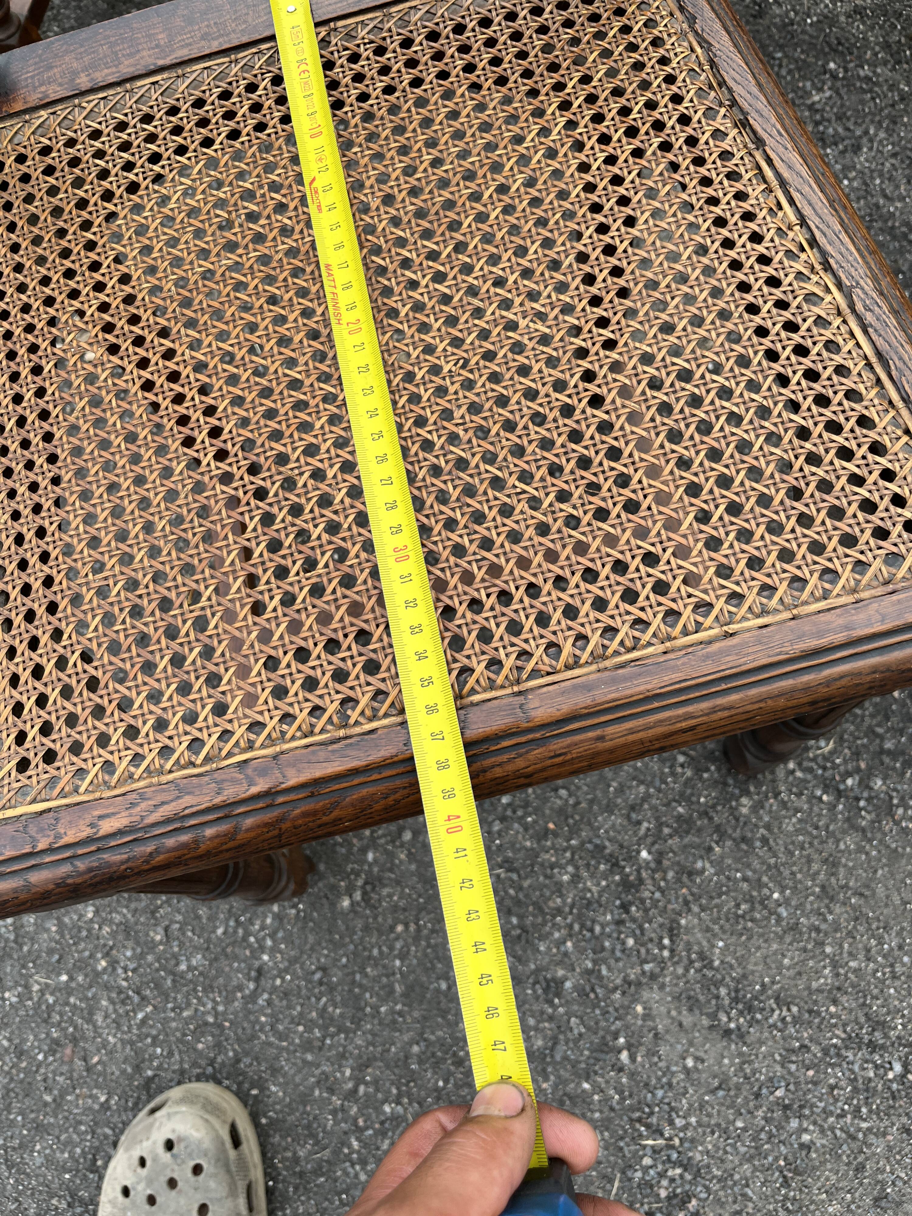 Set of 5 Henri II style chairs – turned wood and cane