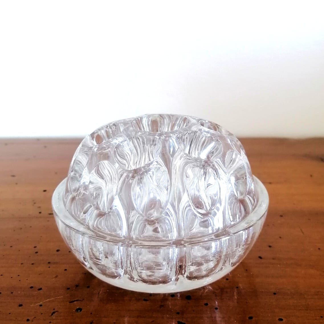 Pique fleurs en verre de Reims