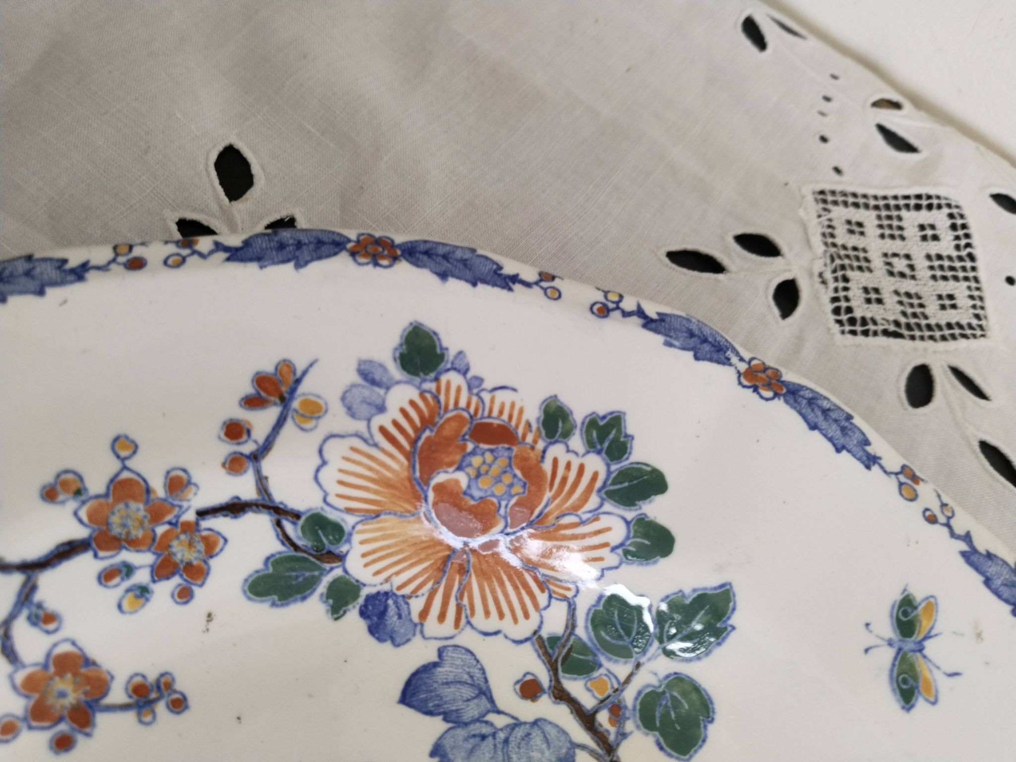 Deep plate or dish in Gien earthenware, rooster and peonies model, numbered, 1930s