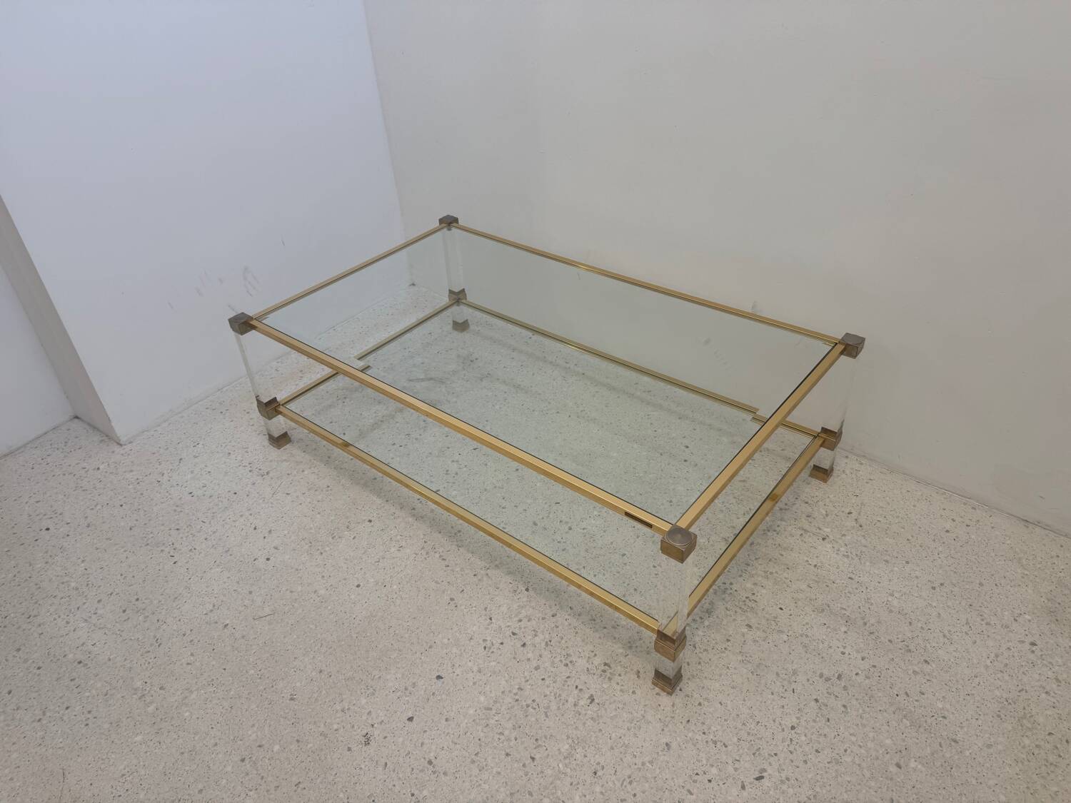 Table basse Plexi et alu doré, Pierre Vandel, 1970s