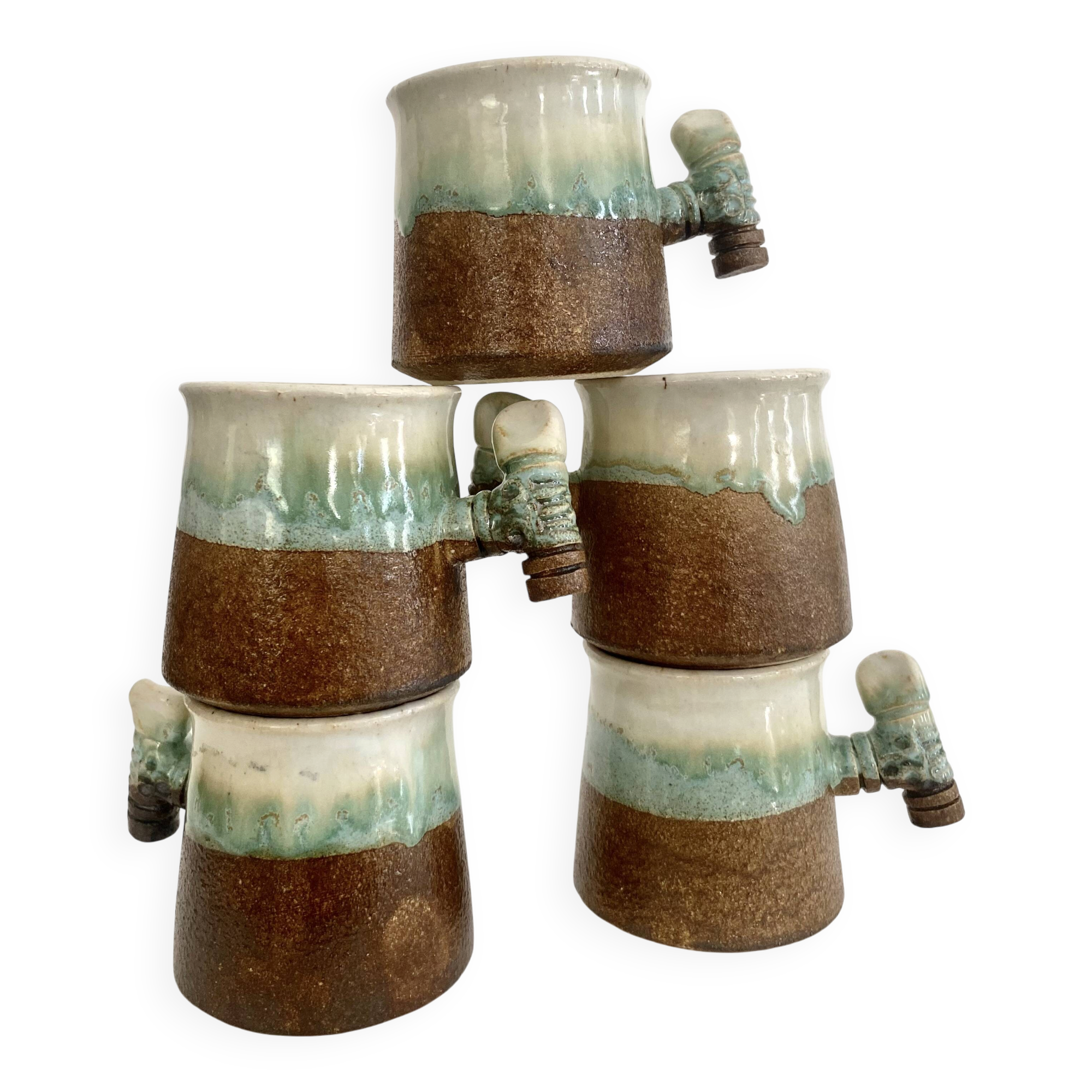 5 glazed and scarified ceramic cups
