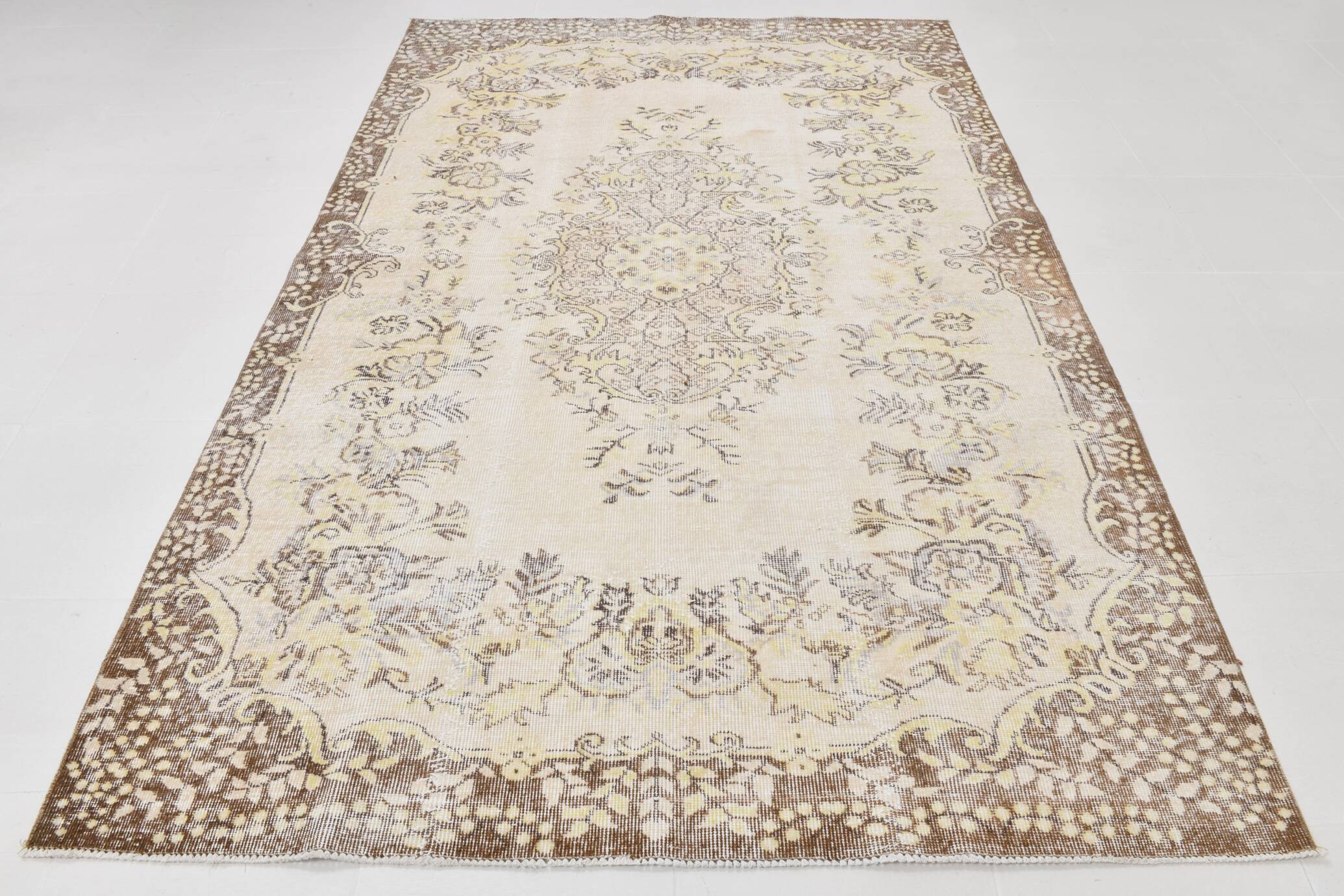 6x9 Vintage Ivory & Pastel Yellow Handmade Wool Persian Area Rug,169x259 Cm