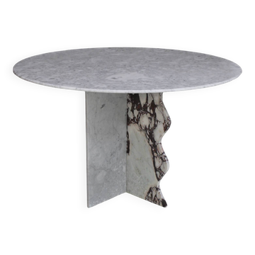 Table ronde contemporaine en marbre Calacatta et Carrara conçue par L.A. Stud