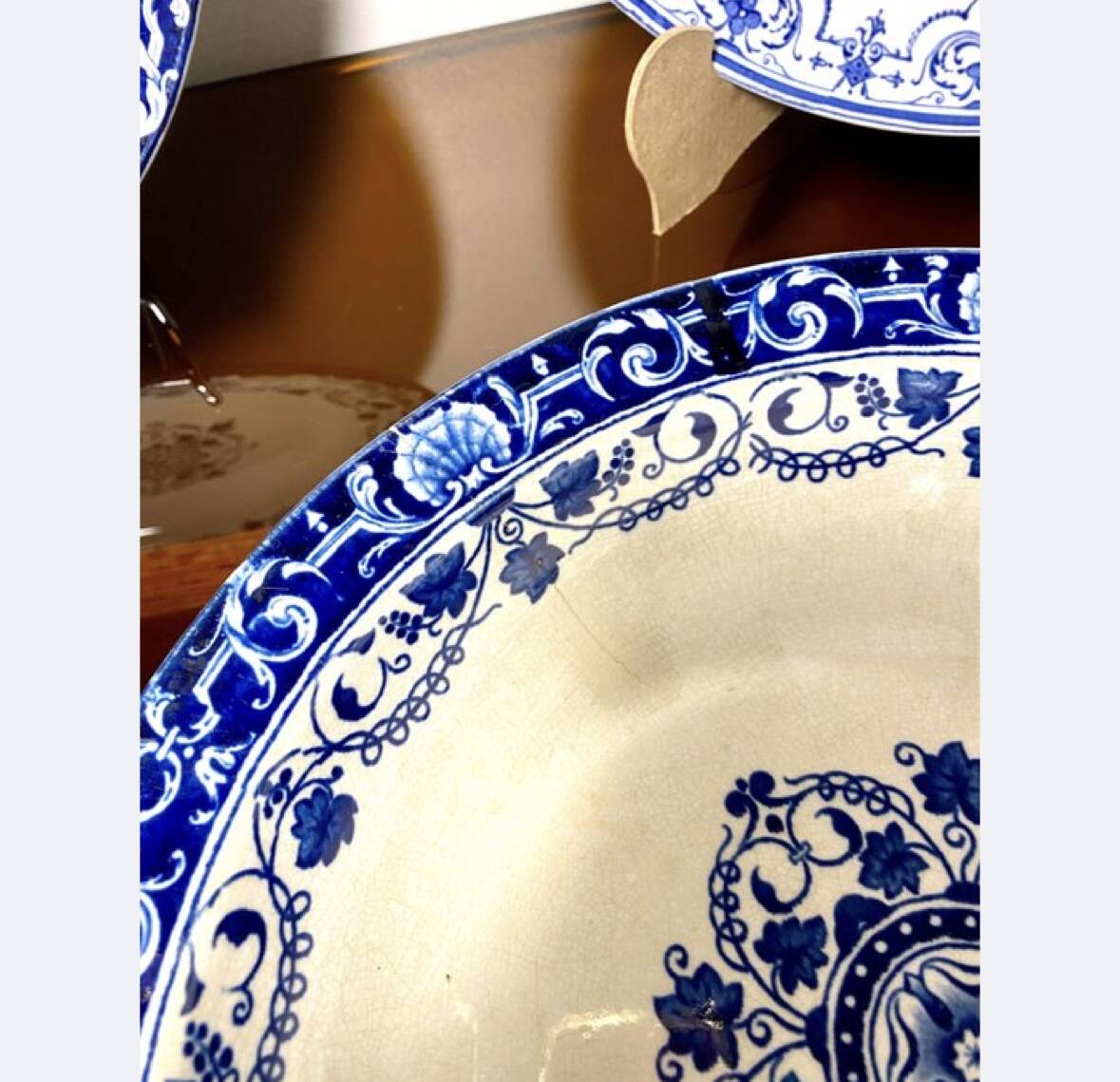 4 old Moustiers plates