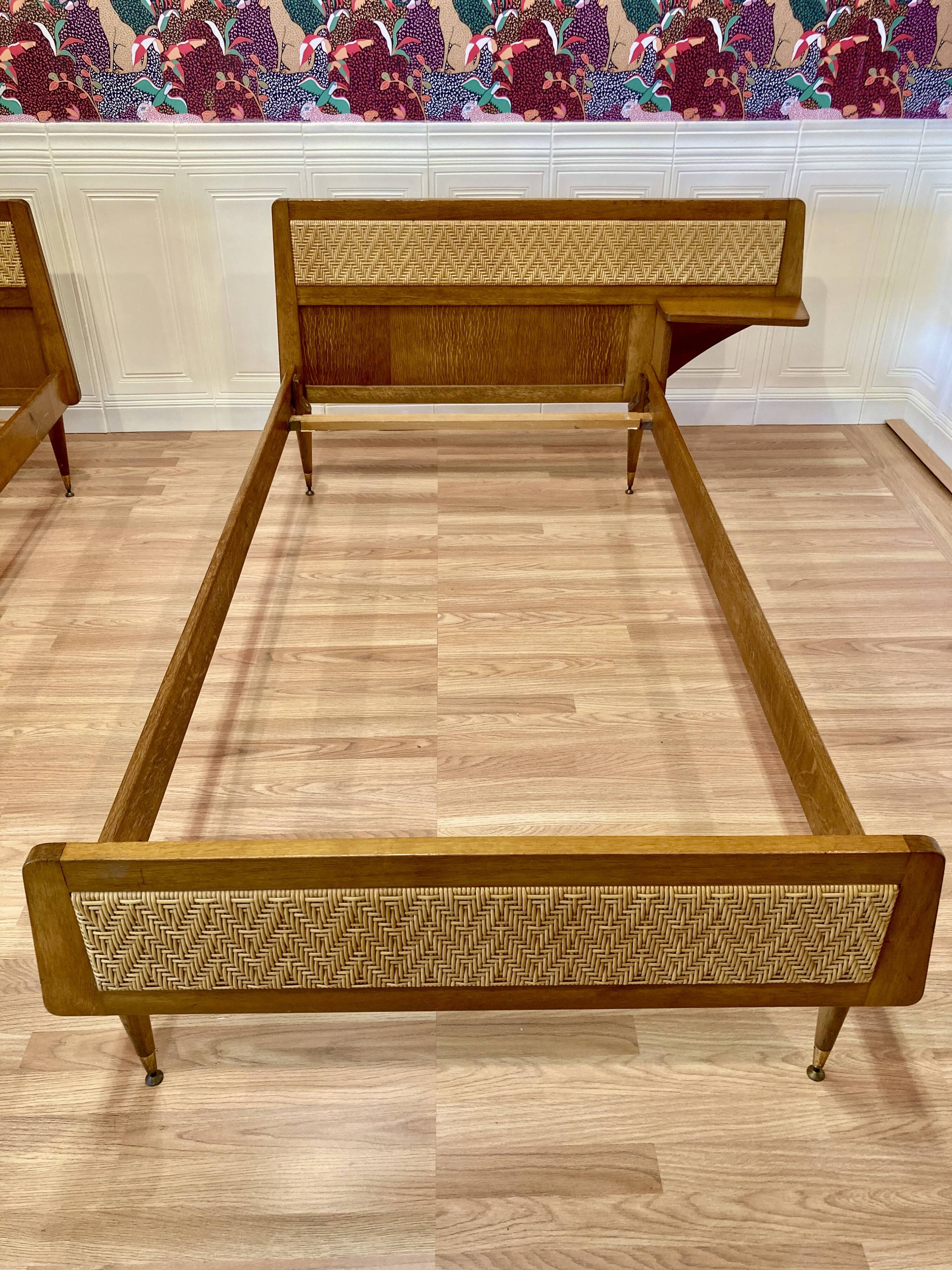 Paire de lits rotin design 1950