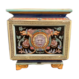 Sarreguemines, pot cache, gardener in earthenware XIXth