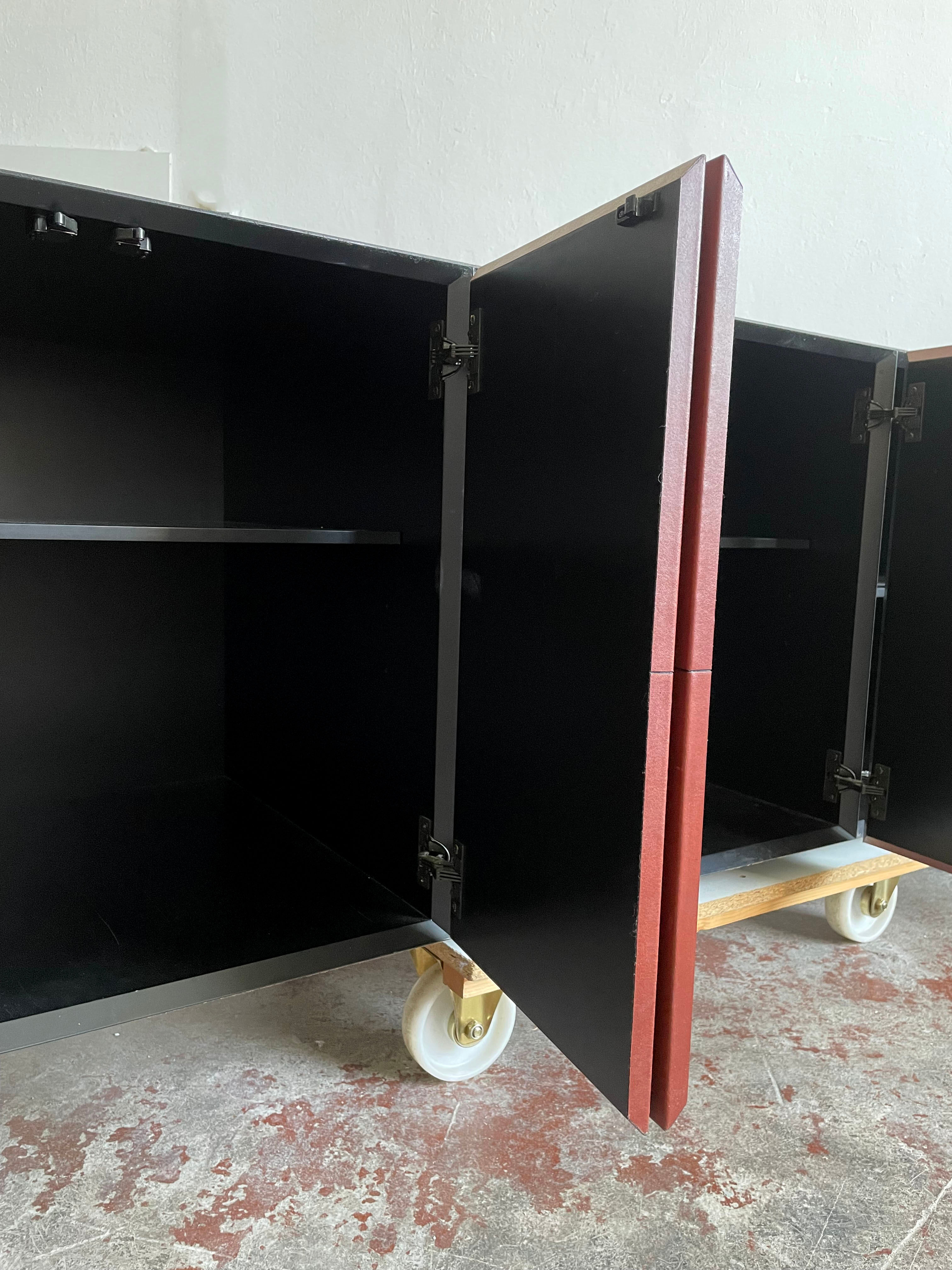Enfilade par Lella & Massimo Vignelli pour Poltrona Frau, Italie années 1990
