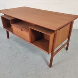 Teak desk by Gunni Omann "model 75" for Omann Jun, Dänemark 1960s