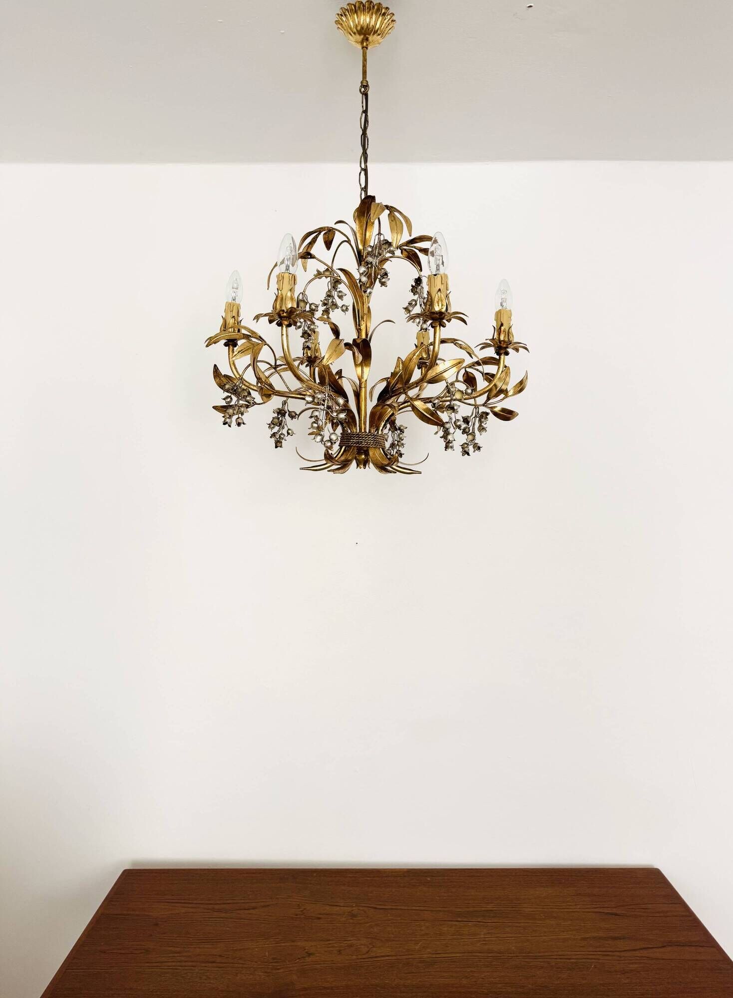 Grand lustre italien Hollywood Regency par Hans Kögl