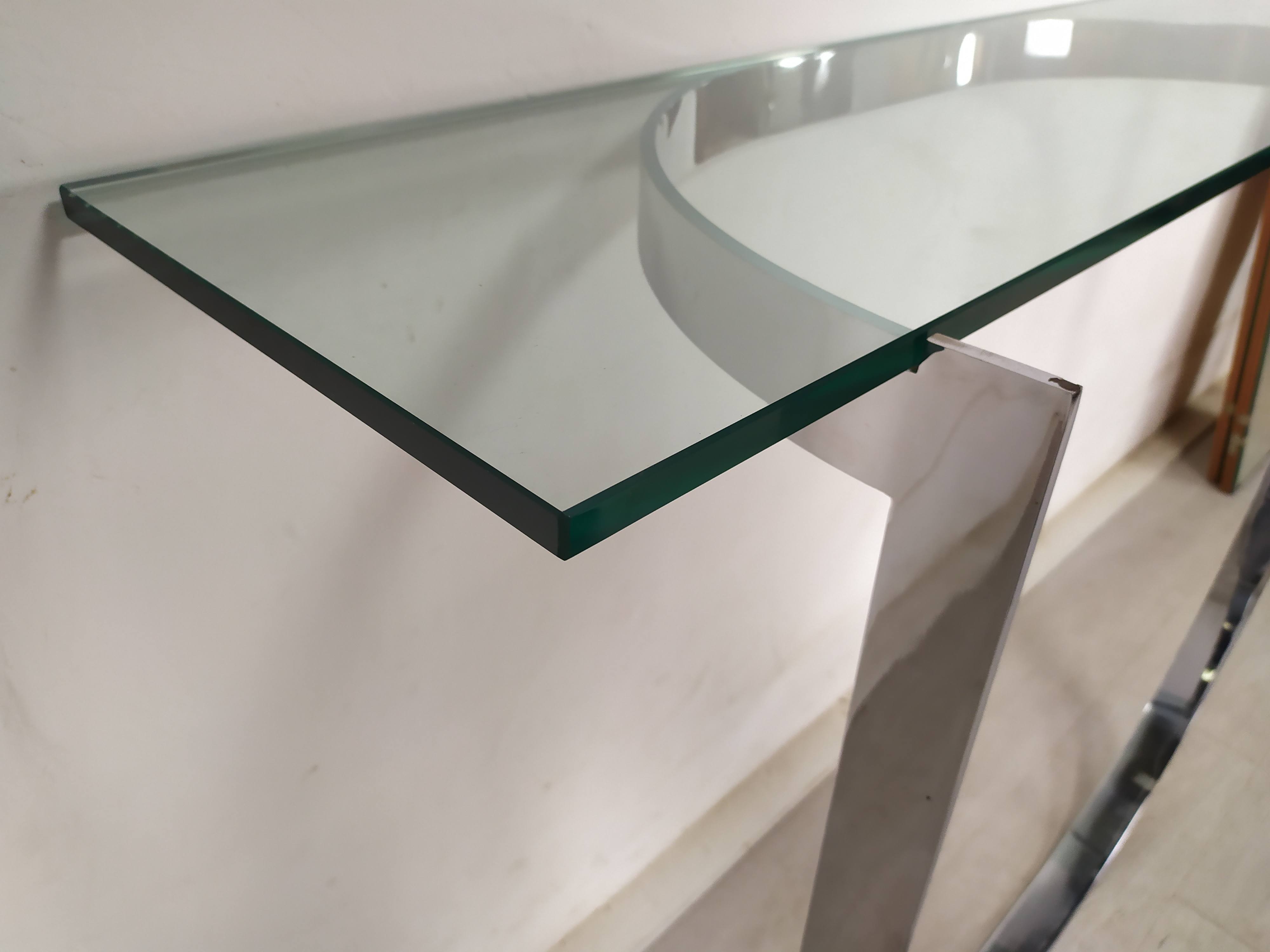 Console design chrome 1970