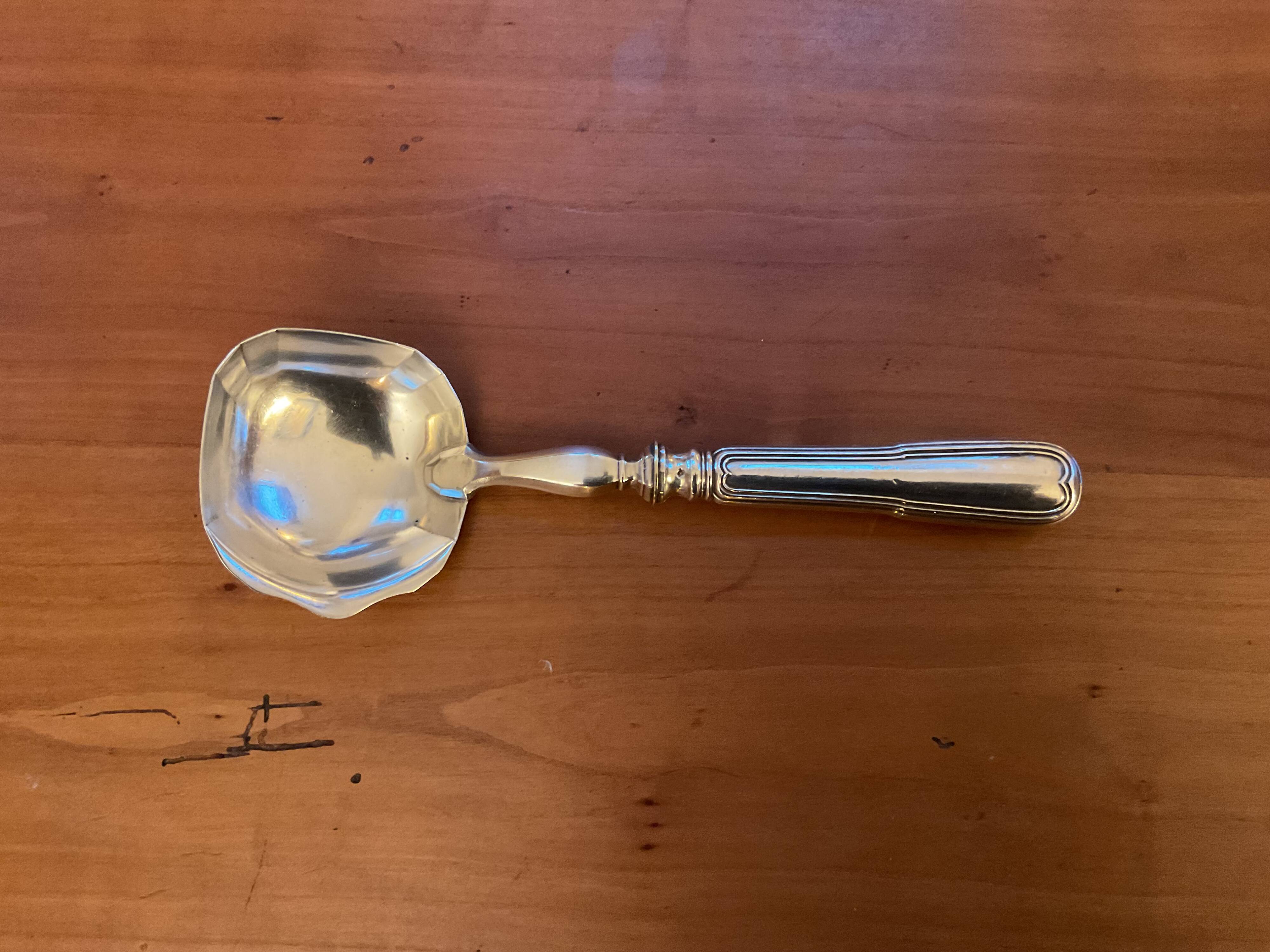 Cuillère à sauce ancienne
