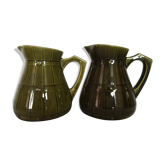 Set of 2 pitchers
