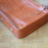 Suitcase in skai
