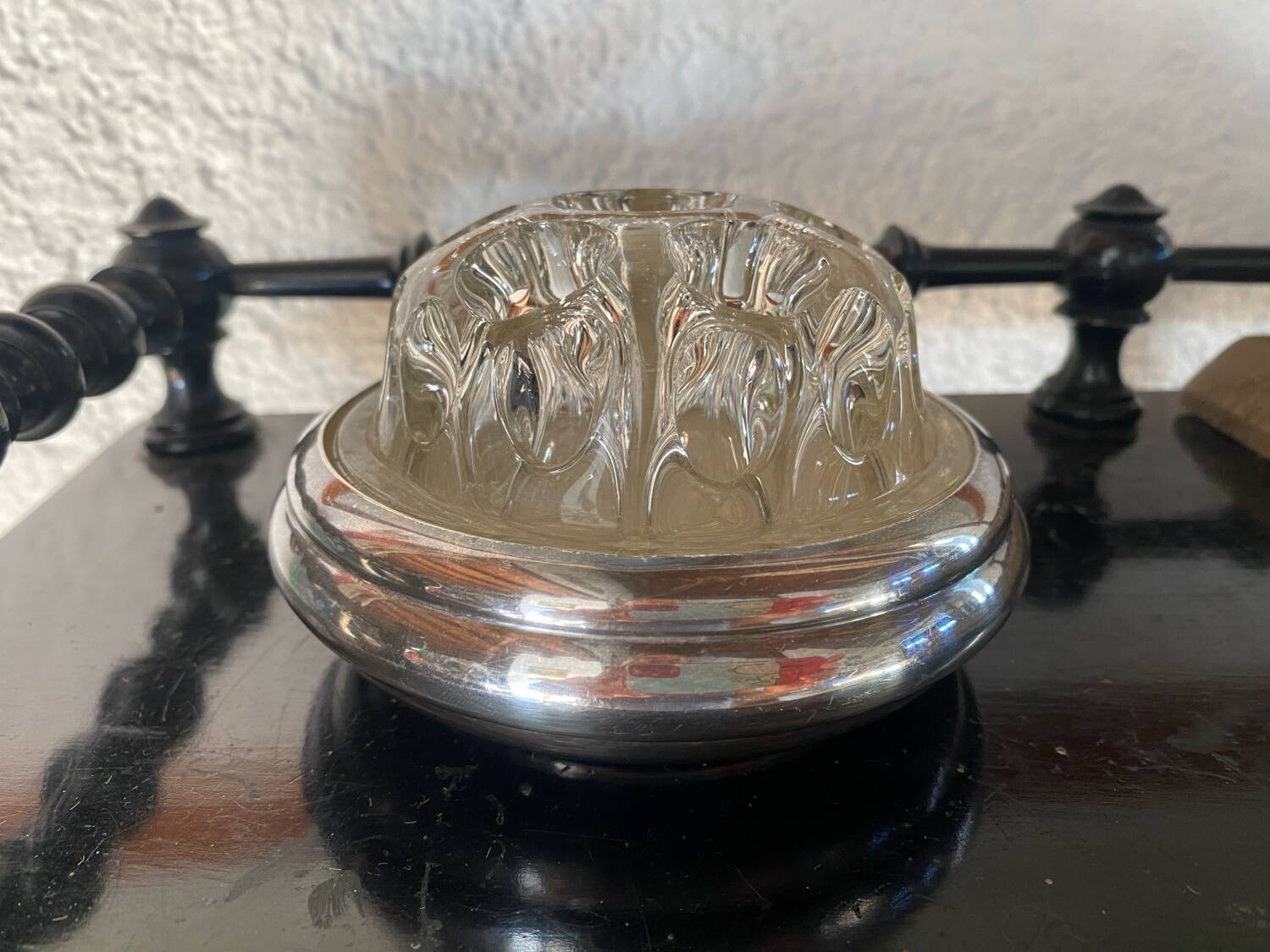 Gallia Art Deco glass and silver metal flower stand