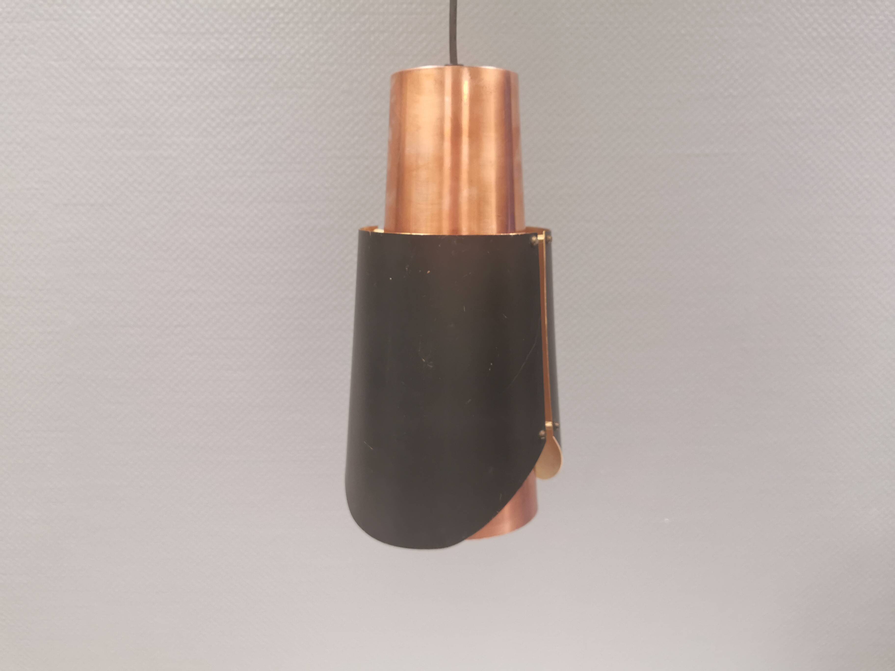 Hanging lamp in copper and black lacquered metal by Bent Karlby for Lyfa