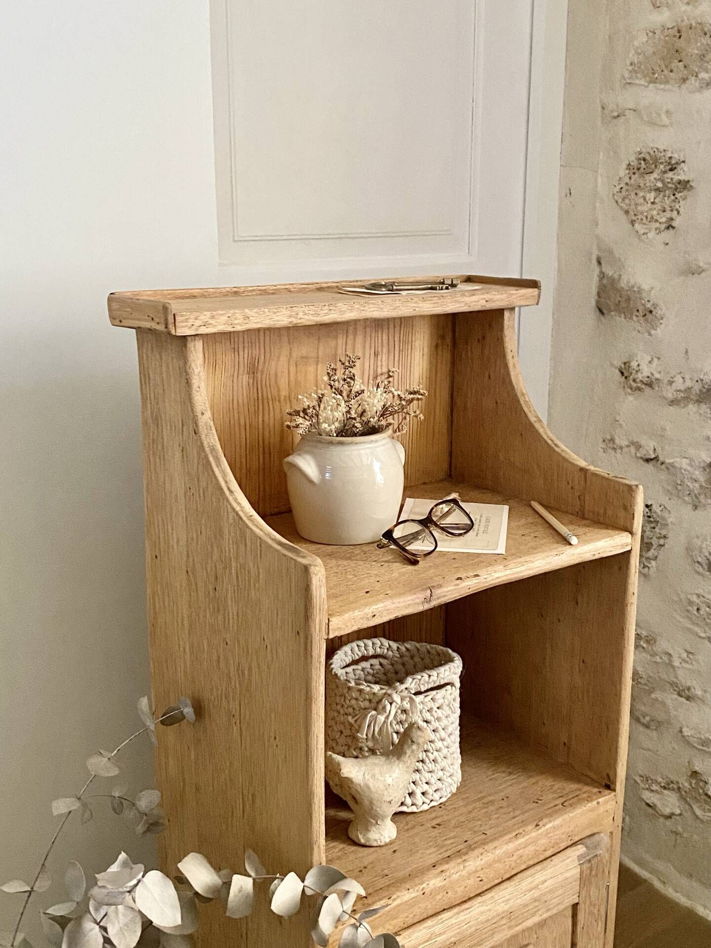 Occasional furniture