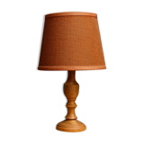 Lampe vintage en bois fruitier