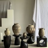 Sexy Neck - Solid wood side table (monoxyle) in organic shape colour