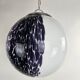 Grande lampe globe diamètre 45 cm Italie années 60 en verre blanc et violet.