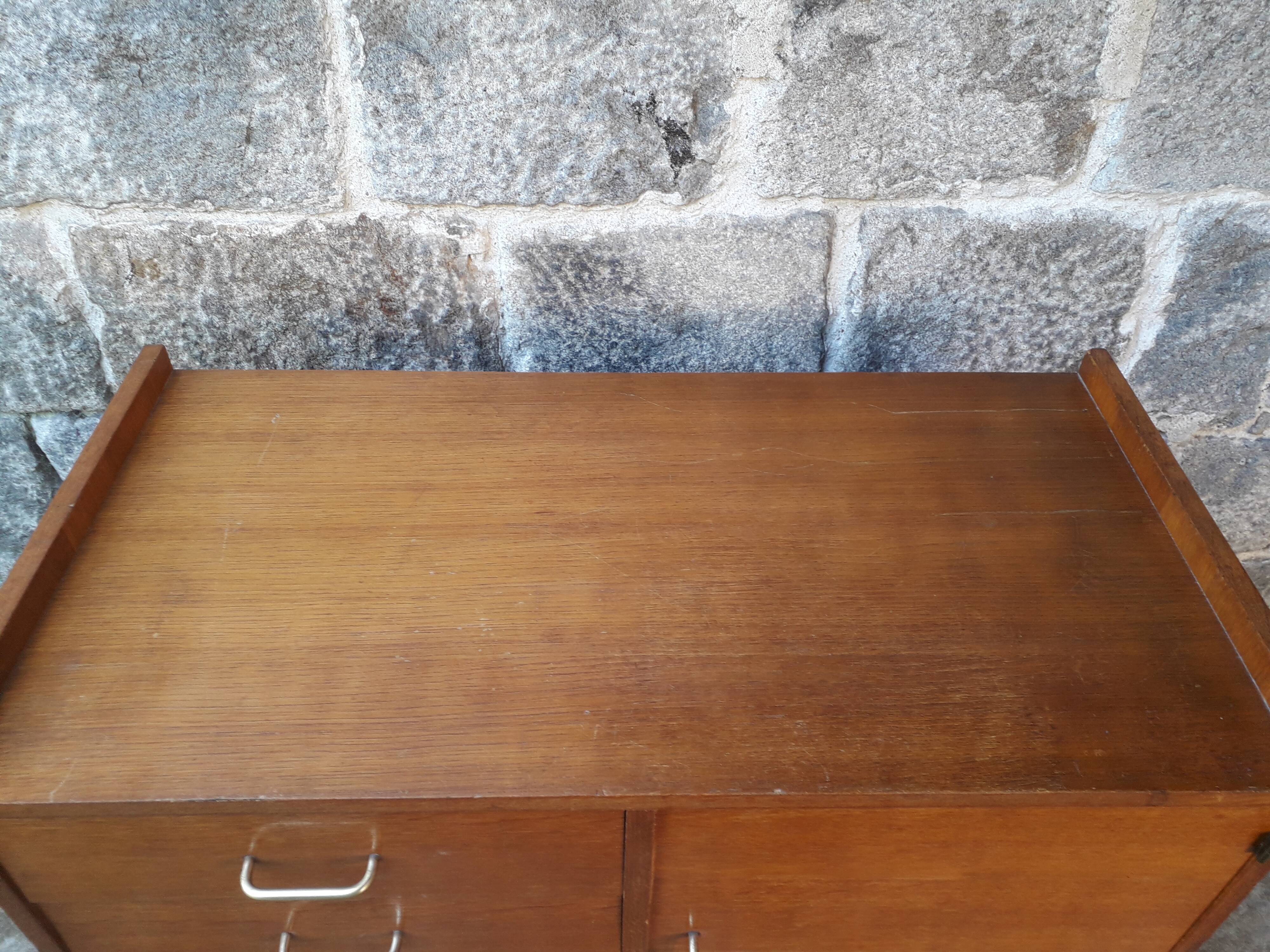 Vintage dresser compass feet